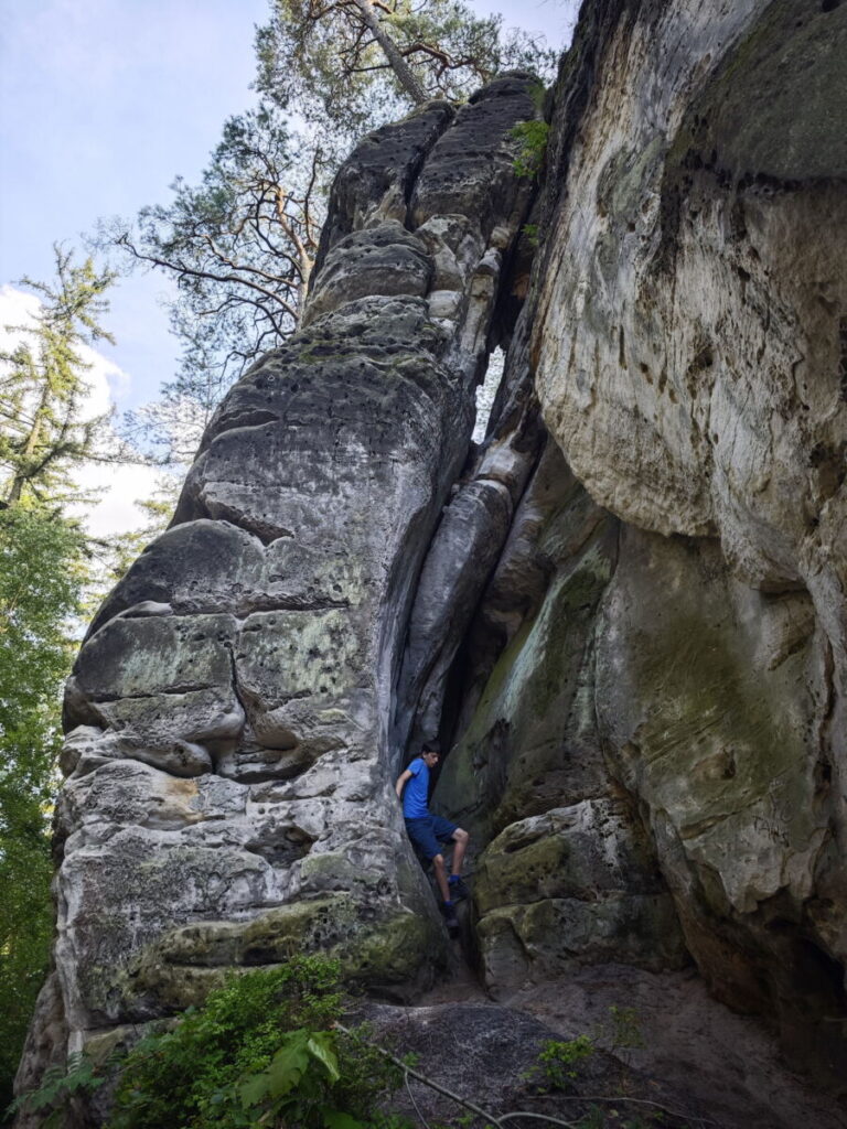 Entdecke die Hrubá Skála Felsenstadt